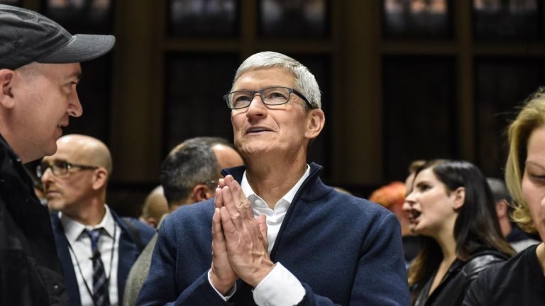 Apple стана първата компания, достигнала пазарна стойност от $3 трилиона