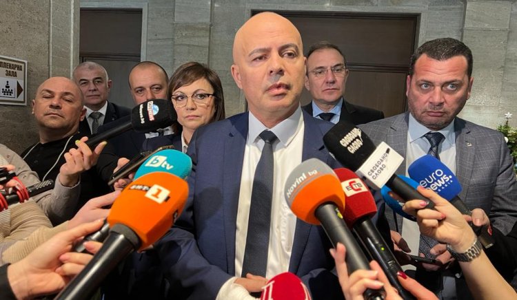 Свиленски: След като не успяха да го демонтират, даден им е срок до петък Паметникът на Съветската армия да бъде нарязан