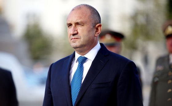 Радев: Възходът на България е невъзможен в атмосфера на разделение и война с националните символи