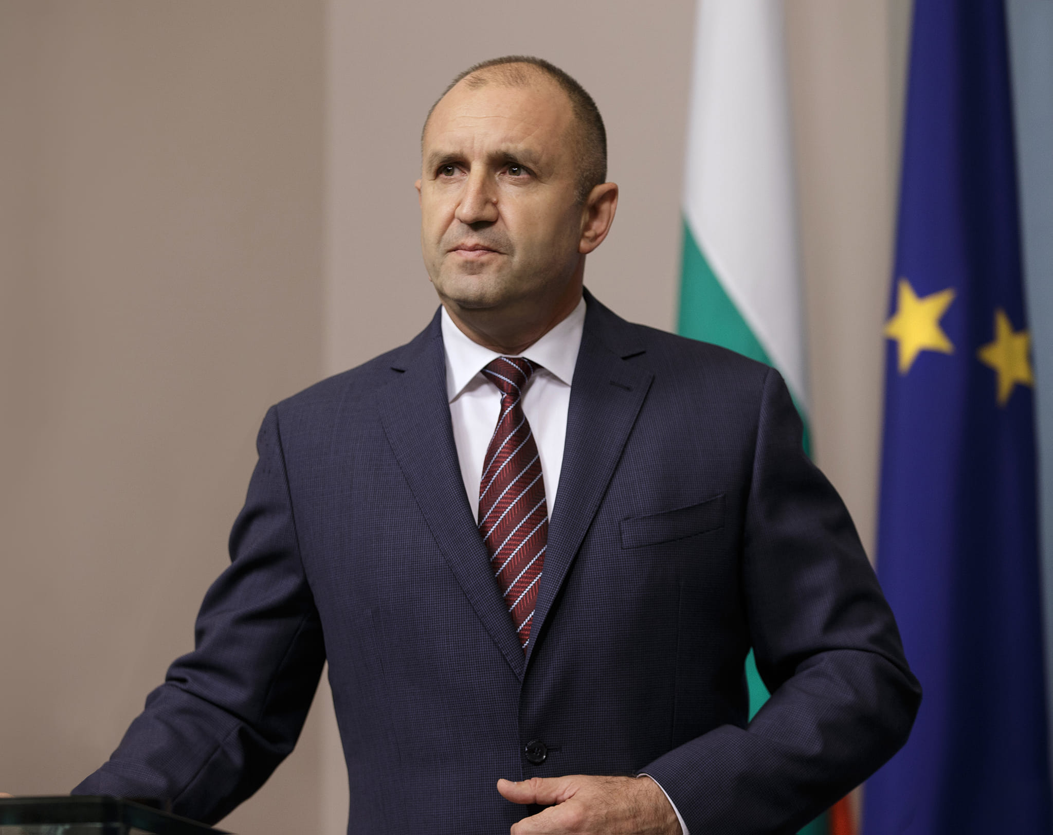 Радев: Честит Първи май! Без социална справедливост всяко общество е обречено на разделение